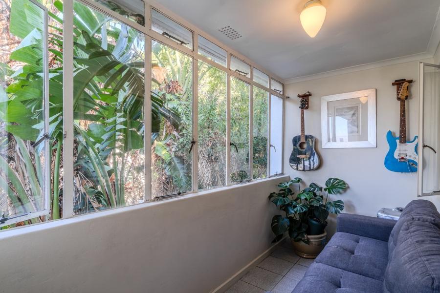 2 Bedroom Property for Sale in Tamboerskloof Western Cape